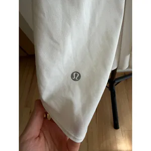Lululemon Court Crush Dress Size 4 in White thumbnail 7