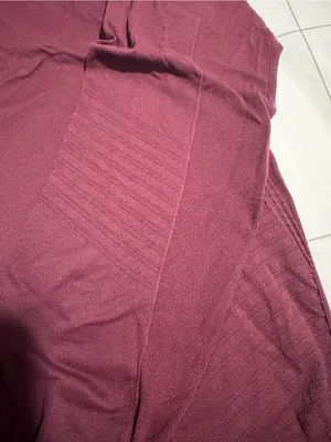 GAIAM Long Sleeve Scoop Neck Top - Plum thumbnail 3