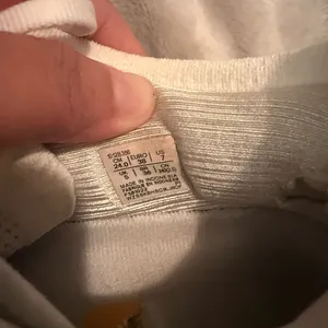 aasics Classic White Lace-Up Sneakers thumbnail 6