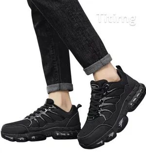 Steel toe shoes for men and women. thumbnail 2