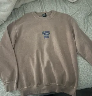 Urban Outfitters Crewneck thumbnail 1