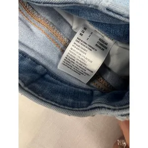 American Eagle AE Forever Soft Light Wash Jeans Size 2 thumbnail 2