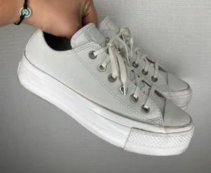 Converse Chuck Taylor All Star Lift White Leather Platform Sneakers Womens 7 thumbnail 1
