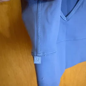 Lululemon Align V‎ Neck Tank Top Blue Cropped Athletic Yoga Workout Women thumbnail 3