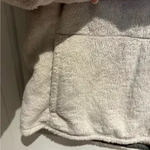 The North Face Cream Women's 1/4 Zip Hoodie thumbnail 6