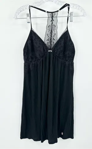 Victoria's Secret Women's Black Lace Trim Racerback Pink Bow Lingerie Size Large thumbnail 1