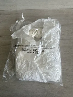 Pretty Little Thing Sequin Shaggy Mini Bag White OS NWT IN PACKAGE thumbnail 10