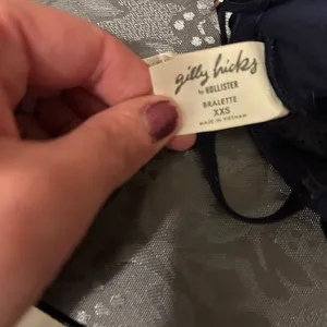 Gilly Hicks by Hollister Lace Bralette in Navy Blue - size xxs thumbnail 5