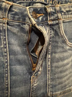 American Eagle Super High-Rise Flare Jeans juniors size 00 thumbnail 5