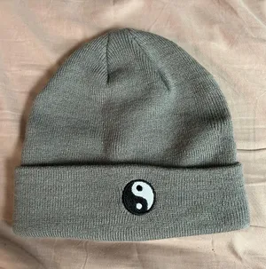 Beanie Hat Gray thumbnail 1