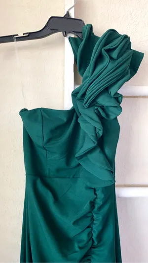 Green Prom Dress thumbnail 2