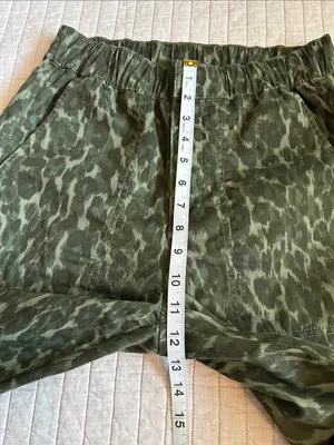 Gap green leopard print khaki cotton, easy wide leg pants XS thumbnail 11