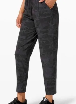 Lululemon Black Grey Camo Pants Size 4 thumbnail 1