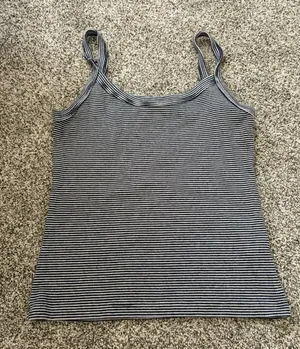 Aritzia Tank Top thumbnail 1
