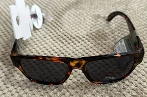 Tortoise shell look sunglasses NWT thumbnail 1