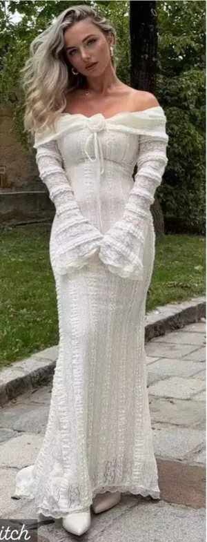 SheIn Pretty Jeta Ari Tea Break Off-Shoulder Ivory Knit Wedding Dress thumbnail 1