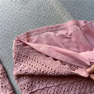 Dana Buchman Women's Pink Thick Heavyweight Crochet Vintage y2k Sweater Large thumbnail 2