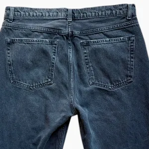 Reformation High Rise Straight‎ Leg Jeans in Black Monterey Wash Sz 31 thumbnail 4
