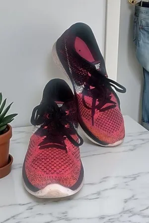 Nike Lunarlon Running Shoes Women's Sneakers Athletic‎ Pink Black Size 7 thumbnail 1