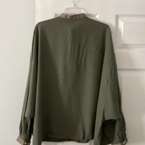 Easel shirt / jacket olive green color very beautiful size L thumbnail 5