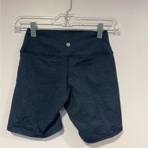 Blue Isla Movement‎ no front seam soft biker shorts Size XS thumbnail 3