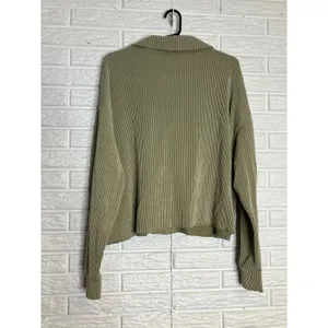 BKE‎ Ribbed Knit Shacket Womens Medium Olive Green Excellent Button Down Shirt thumbnail 5