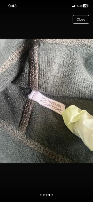 Tommy Bahama Quarter-Zip Pullover XL thumbnail 4