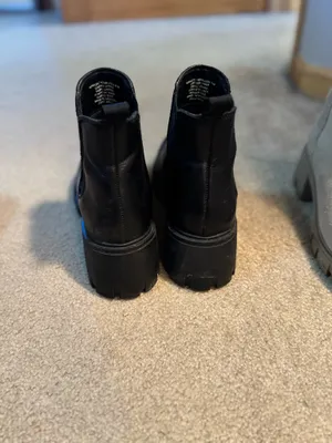 Steve Madden Leather Chelsea Boots thumbnail 4