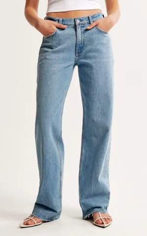 Abercrombie Low Rise Baggy Jean thumbnail 1