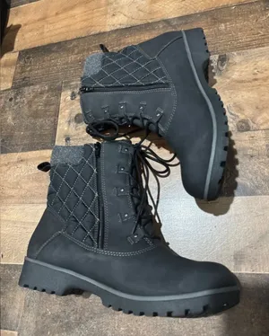JBU Black Quilted Lace Up & zip Ankle Boots 9 wide new thumbnail 1