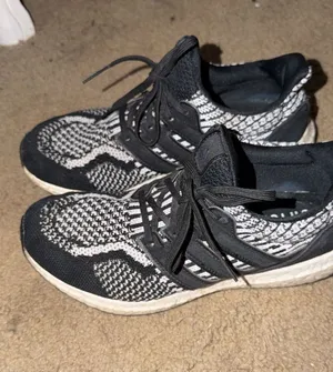 Adidas Ultraboost Shoes thumbnail 1