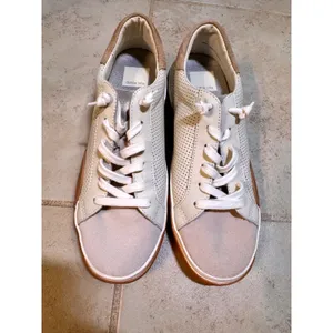 Dolce Vita Womens Perforated Leather Suede Low Top Sneakers Cream Tan Size‎ 7 thumbnail 2