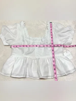 Altar’d State White Puff-Sleeve Ruffled Crop Top Size Medium thumbnail 6