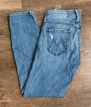 MOTHER Women's Straight-Leg Light Blue Denim Jeans thumbnail 1