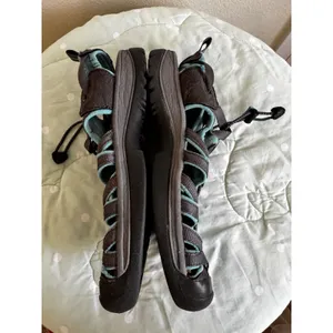 KEEN Women's Whisper Sandals size 9 thumbnail 4