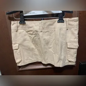 Edikted Katya Women's Tan Cargo Skirt Size Large thumbnail 2