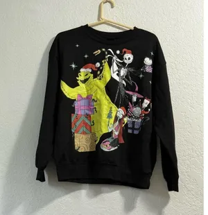 Disney Nightmare Before Christmas Jack Skellington And Friends sweatshirt M thumbnail 1