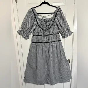 Cider Square Neck Ruched Puff Sleeve Midi Dress Size‎ Large thumbnail 4
