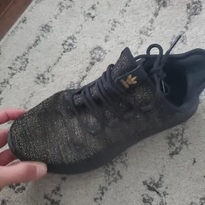Adidas Tubular Shadow Black Gold Sneakers size 6.5 youth size 8 women's thumbnail 3