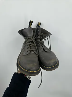 Dr Martens 1460 Gray Combat Boots Women's Size 7 Grunge thumbnail 3