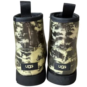 UGG Classic Clear Black Mini Marble Boot Waterproof Sz 9‎ Sheepskin Cozy Winter thumbnail 4