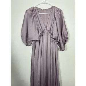 Vanilla Bay maternity long lilac V-neck pleated dress, size S thumbnail 5
