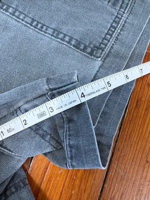 Vintage L.L. Bean Women's Washed Denim Cargo Shorts Gray Gorpcore thumbnail 5