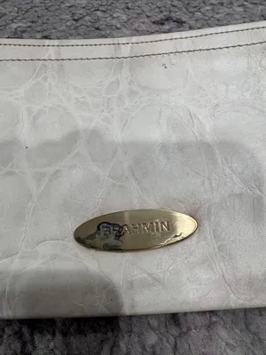 Brahmin Women’s White Croc Embossed Leather Wristlet Gold Plaque thumbnail 2