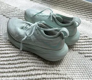 ASICS Gel-Nimbus 26 thumbnail 1