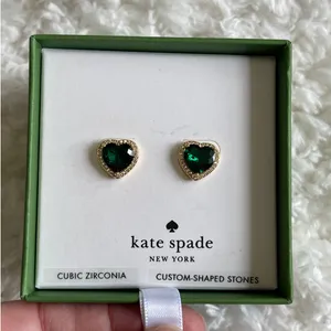Kate Spade New York Green Heart Stud Earrings Gold Tone Cubic Zirconia NEW thumbnail 6