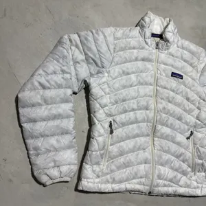 Patagonia Down Sweater Jacket Women's SZ Small L Quilted Puffer Full Zip Stained thumbnail 3