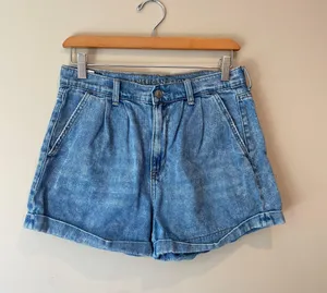 American Eagle Outfitters Mom Shorts thumbnail 1