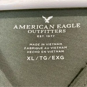 American Eagle Women’s Short Sleeve Basic Tee Shirt w/ Distressed Hem Green FLAW thumbnail 4