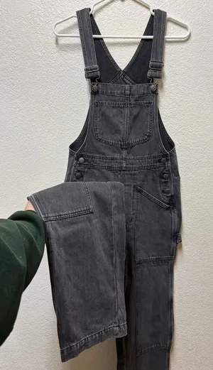 Madewell Denim Oversized Carpenter Overalls in Hartwell Wash thumbnail 1